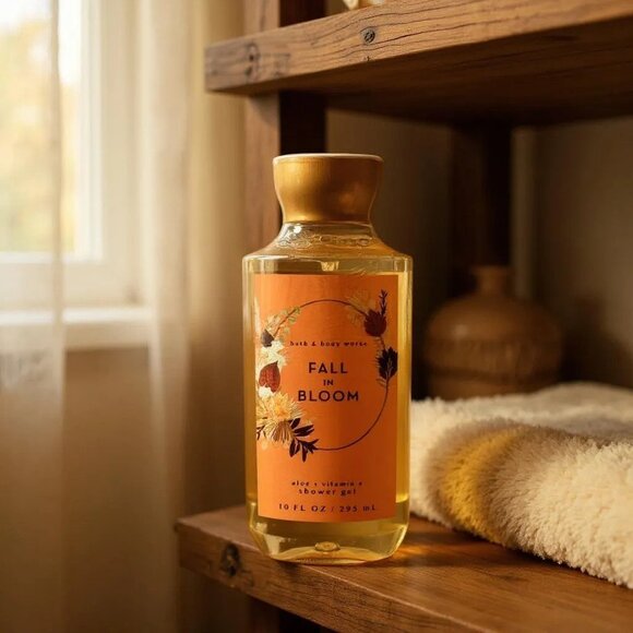 Fall In Bloom Bath and & Body Works Shower Gel - Picture 2 of 4